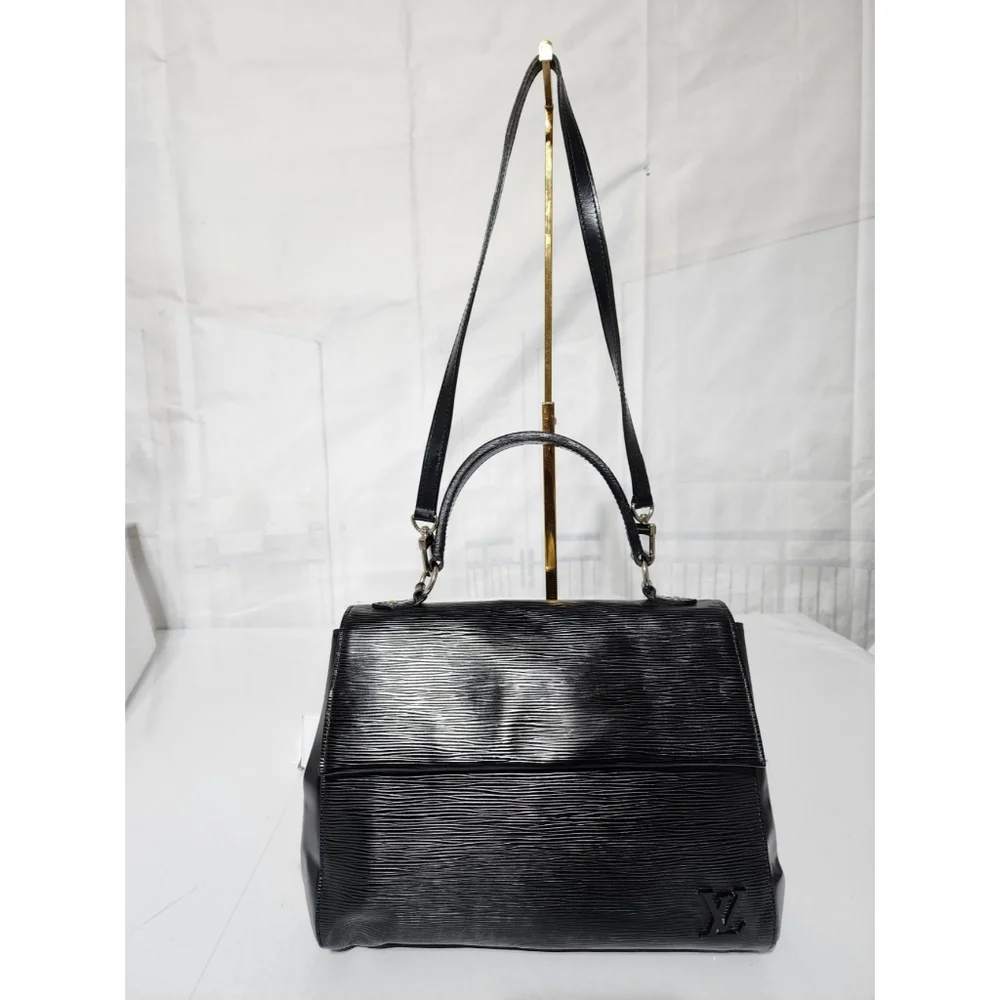 LOUIS VUITTON Epi Leather Cluny Satchel Bag Black